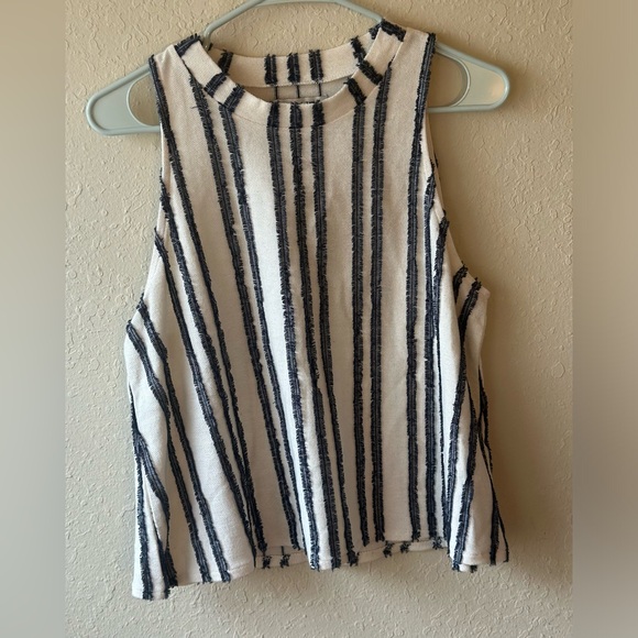 Madewell Tops - Madewell Texture & Thread Sleeveless Striped Shirt